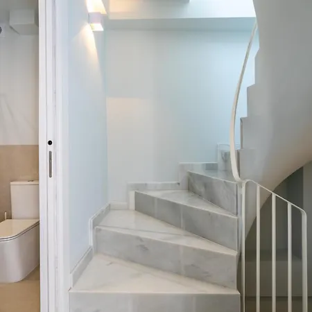 Moott Homes Arco De Braulio Duplex 6 *