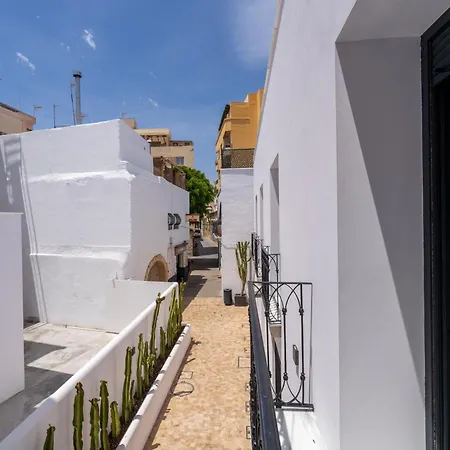 Moott Homes Arco De Braulio Duplex 6 Apartment