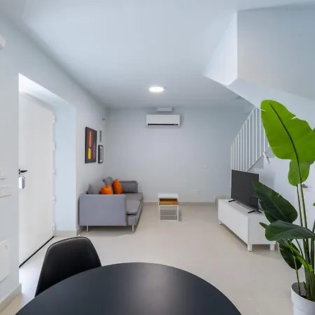 Apartment Moott Homes Arco De Braulio Duplex 6 Almeria